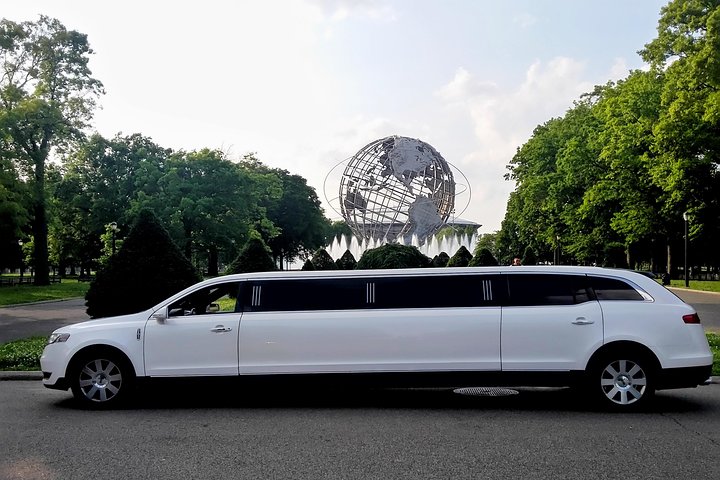 NYC Sightseeing Tour Manhattan NEW MKT Limousine - Image 1