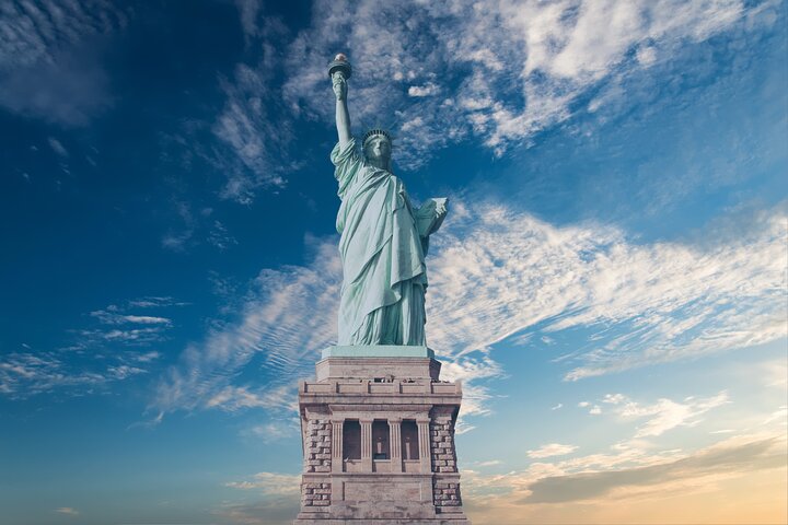 Private New York Tour With Guide Up to 12 Pax Group Size - Image 2