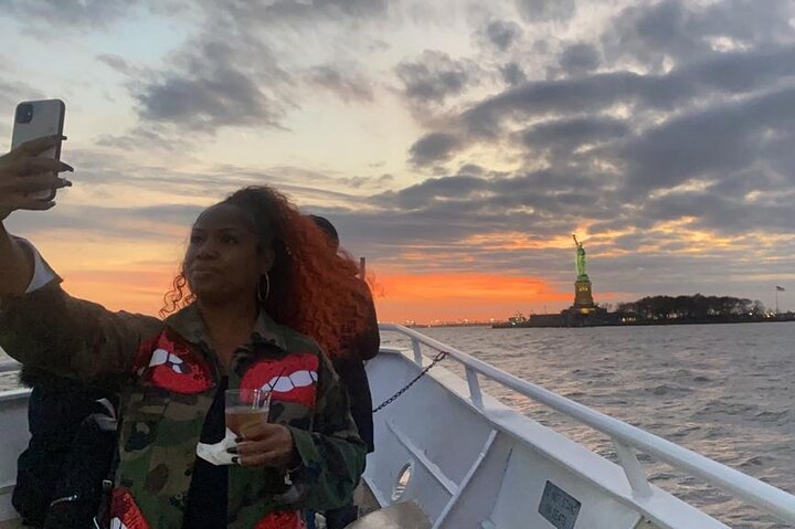 Statue of Liberty and Ellis Island Sunset Cruise in New York Shared Tour - Image 1