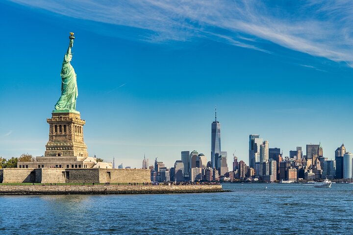 Statue of Liberty Express Sightseeing cruise in New York  - Image 3
