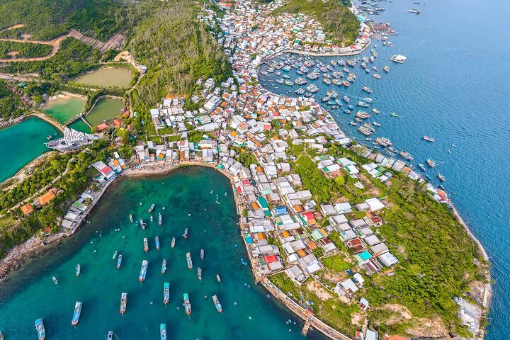 4 Islands Nha Trang Tour - Image 1