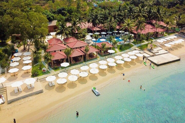 One Day Explore Nha Trang Islands & Join Floating Bar - Image 2