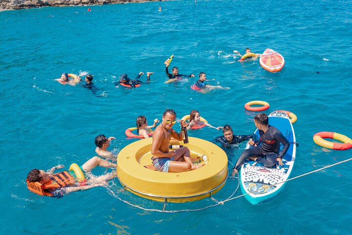 One Day Explore Nha Trang Islands & Join Floating Bar - Image 1