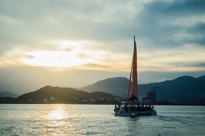 Private Luxury Sunset Cruise on Yacht in Nha Trang - Image 1