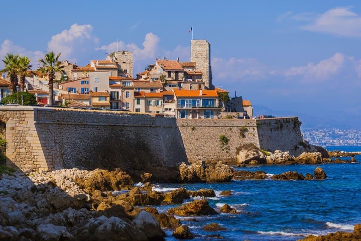  Antibes, Cannes, 3 medieval villages in the hinterland Private Tour - Image 4