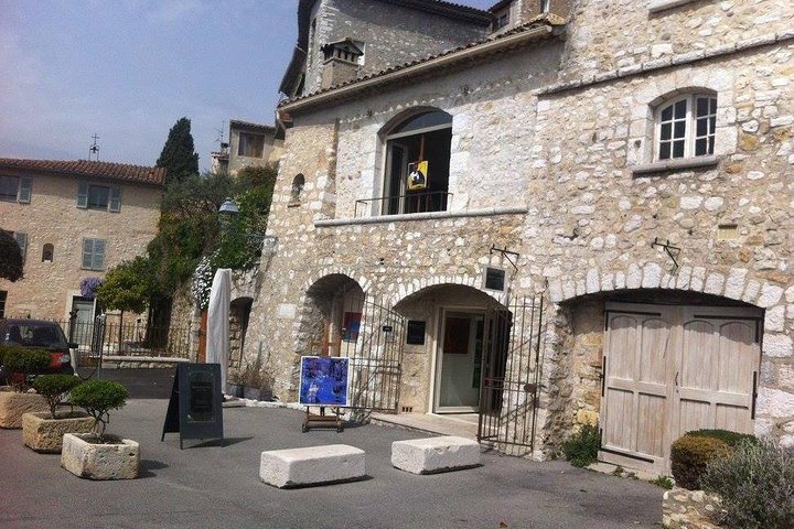 Antibes,Cannes,Eze,Monaco,Monte Carlo private tour - Image 5