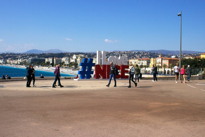 Discovery of the city of Nice by electric Méhari - Image 4