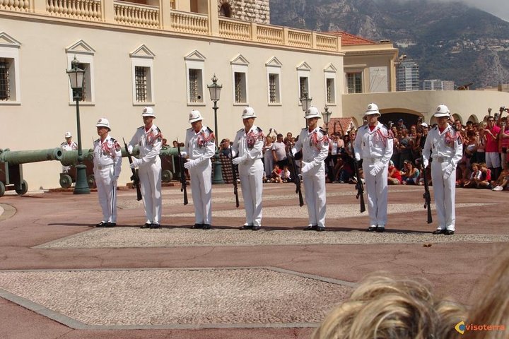 Excursion partagée Eze, Monaco & Monte Carlo from Nice  - Image 5