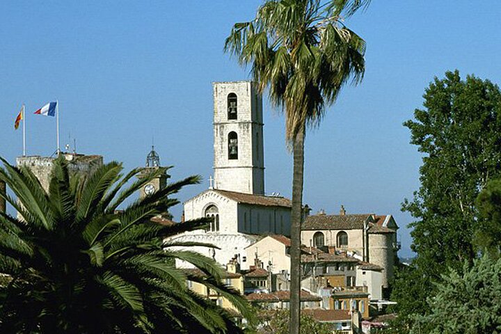 Grasse, Gourdon, Valbonne and Wine Tasting Full-day from Nice Small-Group Tour - Image 3