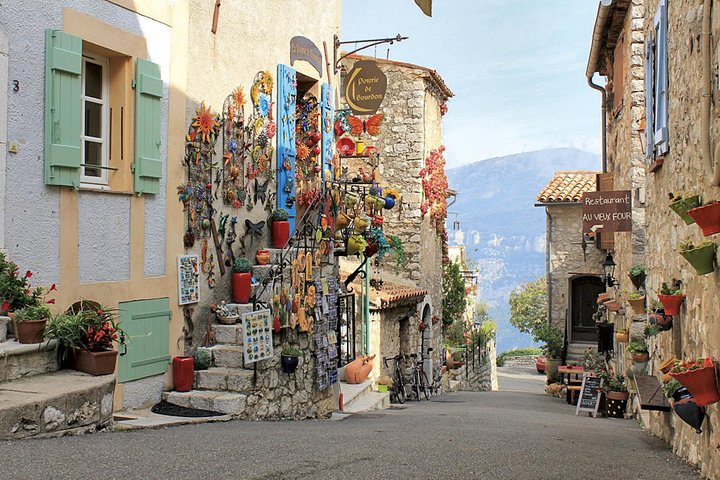 Monaco and Perched Medieval Villages - private & Guided Tour - Image 5