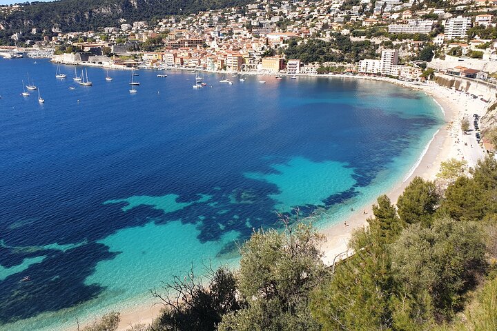 Private Cruise Excursion "Highlights of the French Riviera" with Licensed Guide - Image 3