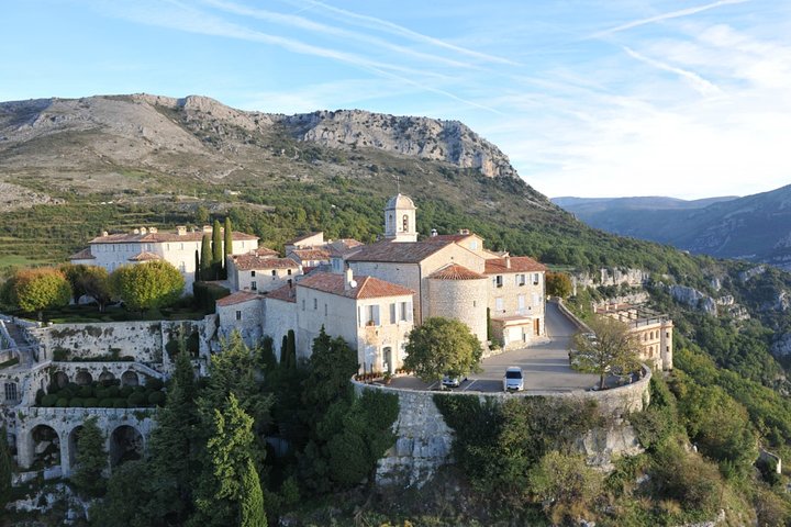 Provence and Tradition - Private Guided Tour - Image 4