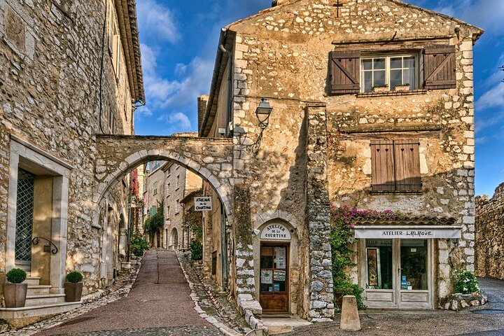 SharedTour to Discover the Pearls of the French Riviera Full Day  - Image 3