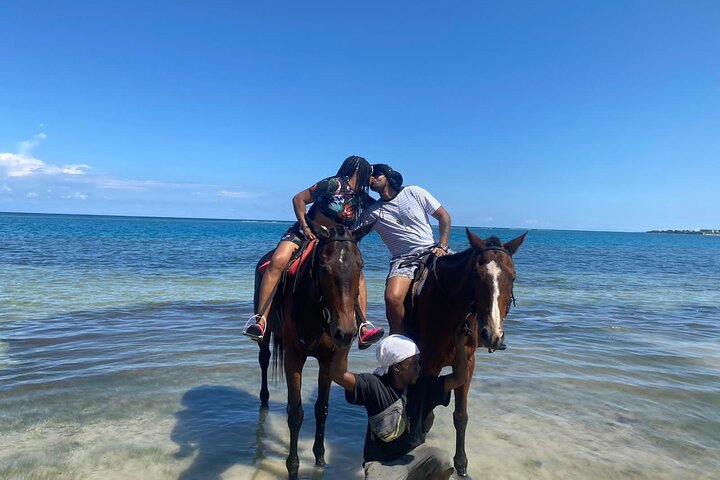 5Tour combo in Ocho Rios with Horse Ridin and swim Bamboo Rafting - Image 3