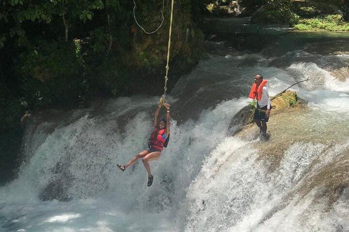 Blue Hole and Dunn's River Adventurous and hiking waterfalls from Ocho Rios - Image 5