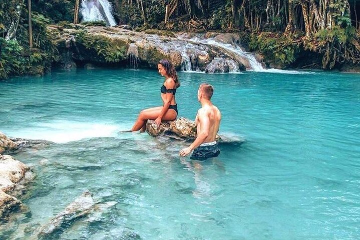 Blue Hole River & Falls with Shopping from Ocho Rios - Image 1