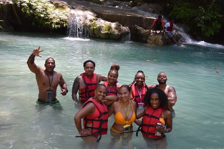  Blue hole waterfalls + Bamboo river rafting tour from Ocho rios - Image 1
