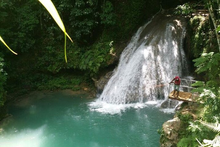 Blue Hole Waterfalls Tour from Ocho Rios - Image 1