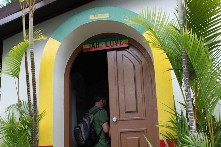 Bob Marley Mausoleum Tour from Ocho Rios - Image 3