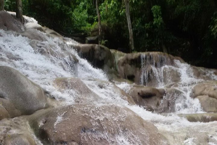 Bobsled Mystic Mountain - Dunn's river - Bob Marley From Ocho Rios - Image 1