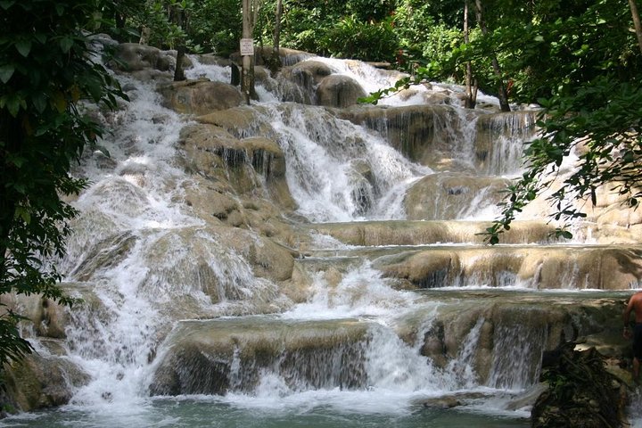 Dunn's River Falls and River Tubing Combo Tour from Ocho Rios & Runaway Bay.  - Image 2