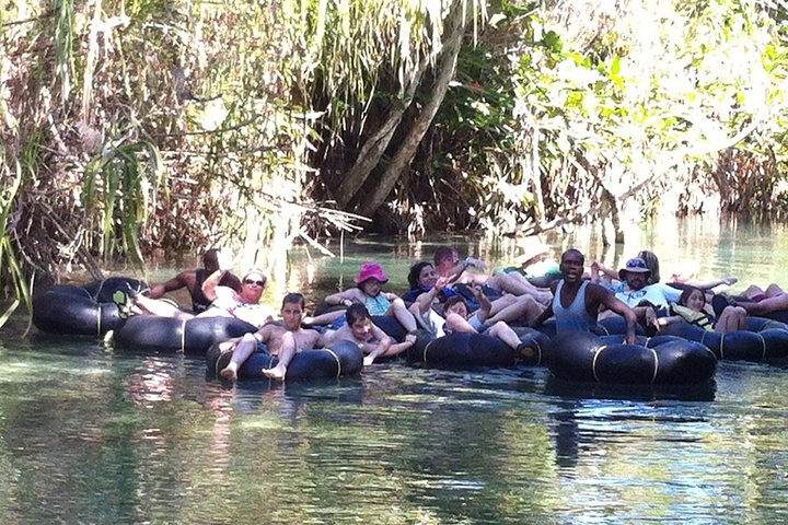  Dunn's River Falls and Tubing Combo Tour from Ocho Rios - Image 3