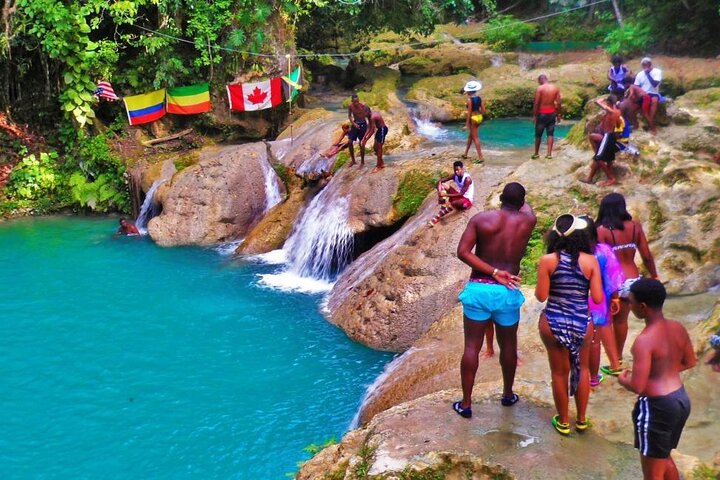 Dunn's River Falls& Blue Hole Tour Ocho Rios (Entry Fee Included) - Image 4