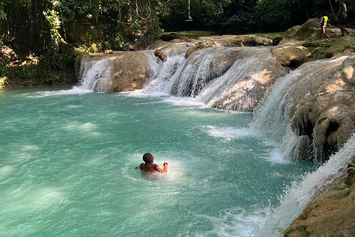 Exotic Blue Hole and Native Tour - Image 5