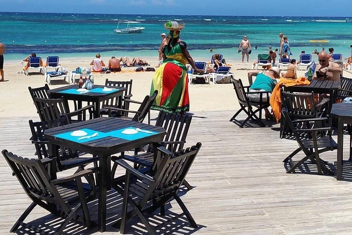 Fantastic Day at Bamboo Blu Beachfront, Ocho Rios - Image 3