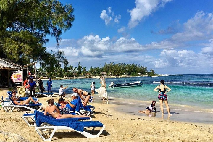 Fantastic Day at Bamboo Blu Beachfront, Ocho Rios - Image 2
