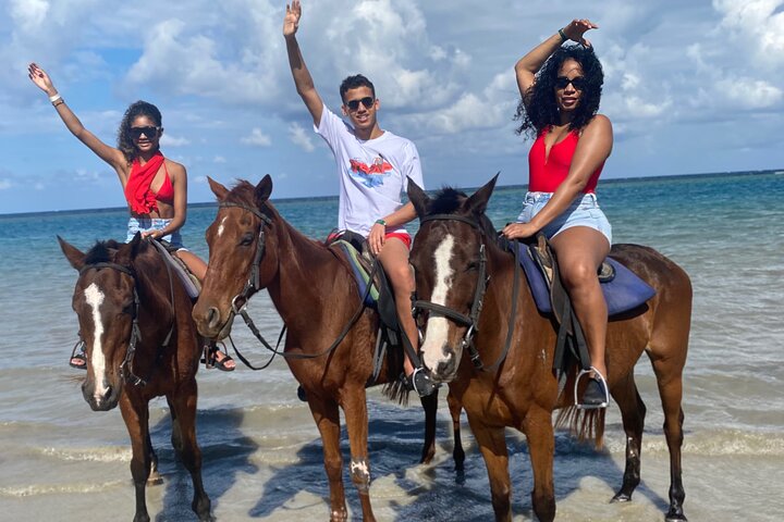 Horseback Riding Bamboo River Rafting Experience from Ocho Rios - Image 2