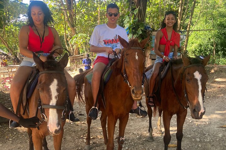 Horseback Riding Bamboo River Rafting Experience from Ocho Rios - Image 4