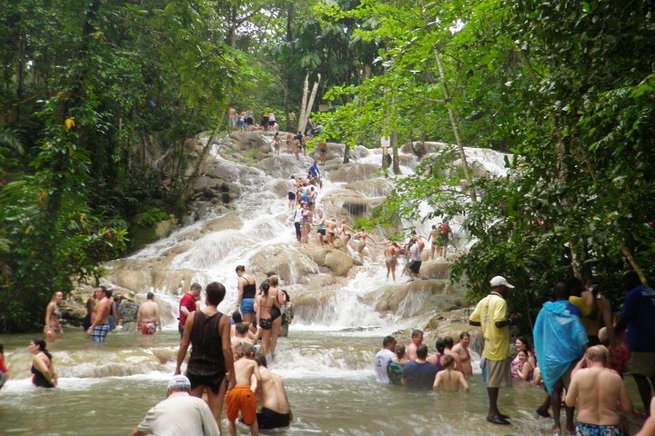 Ocho Rios Highlight & Dunns River - Full Day Tour - Image 1