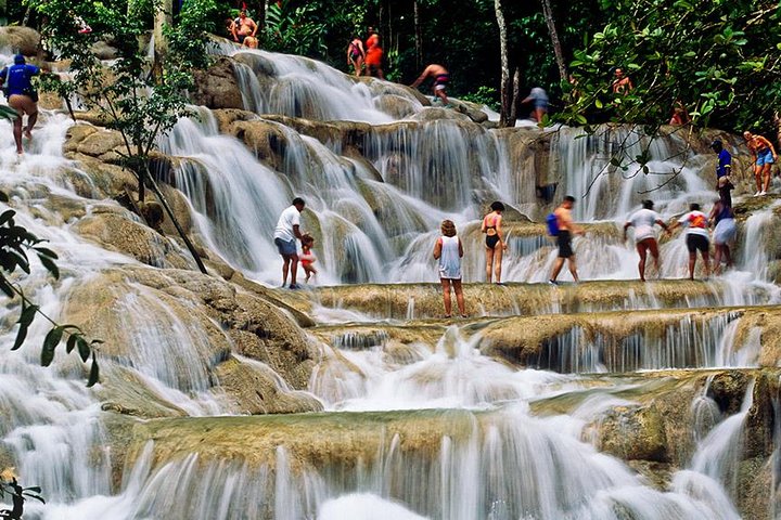 Ocho Rios Highlight Tour Including Dunn's River Falls - Image 1