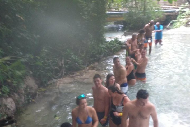 Ocho Rios Highlight Tour with River Tubing or Rafting - Image 3