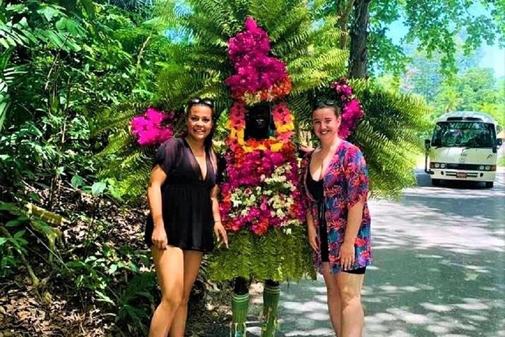Ocho Rios Sightseeing, Shopping & Evita's Jam-Italian Lunch - Image 4