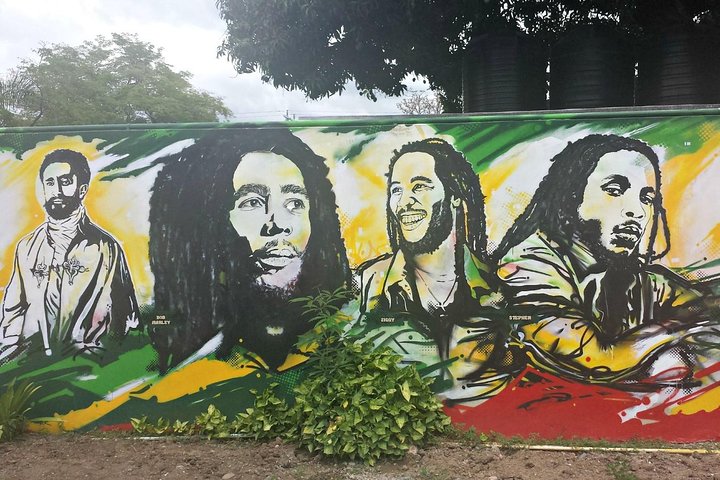 Ocho Rios to Kingston Sightseeing Day-Trip - Image 1