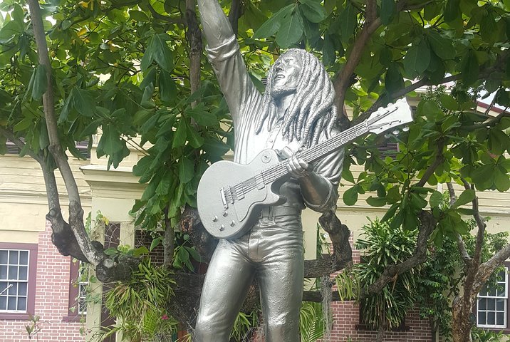 Ocho Rios to Kingston Sightseeing Day-Trip - Image 2