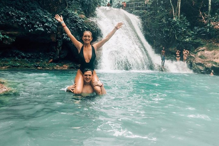 Ocho Rios Water Action Package (Blue Hole, Tubing & Dunns River) - Image 1