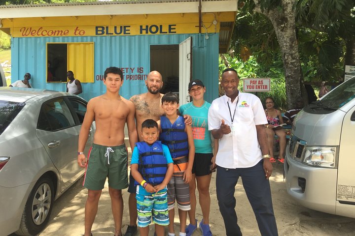 Private Blue Hole, Tubing and River rafting combo from Ocho Rios - Image 2