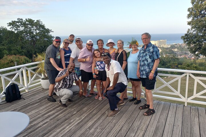 Private Dunn's River Falls, Ocho Rios Sightseeing and shopping  - Image 4
