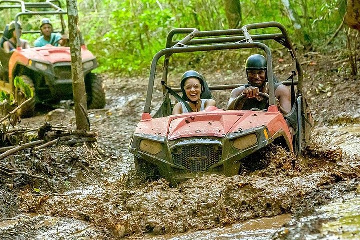 Private Round Trip Transfer to YAAMAN Adventure Park Ocho Rios - Image 4