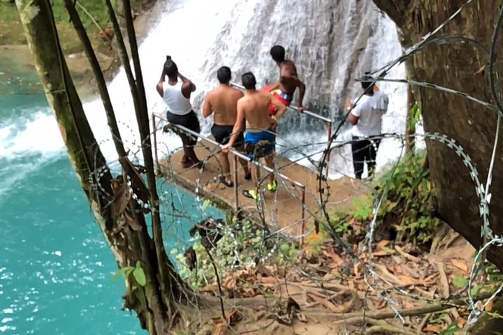 Private Tour from Montego Bay to Blue Hole/Falls & River Rapids  - Image 3
