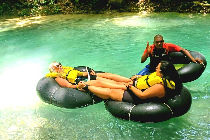 River Tubing and Blue Hole Tour from Ocho Rios - Image 4