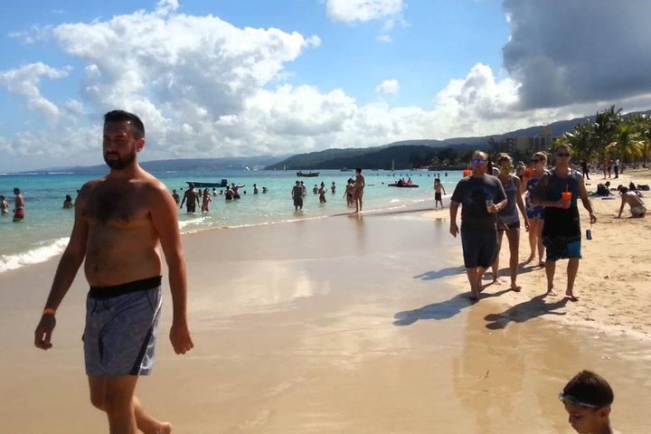 River Tubing & Beach - Image 4