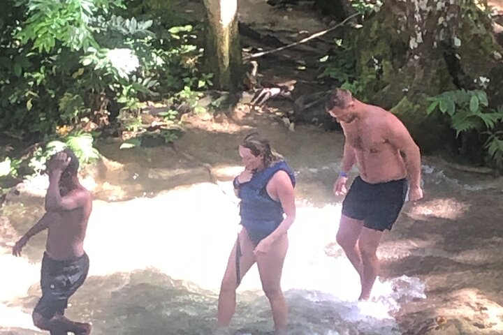 Wet and Wild - Blue Hole and Dunn's River - Image 4