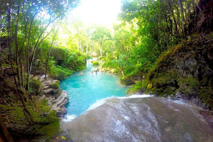 White River Rafting and Blue Hole Tour from Ocho Rios - Image 3