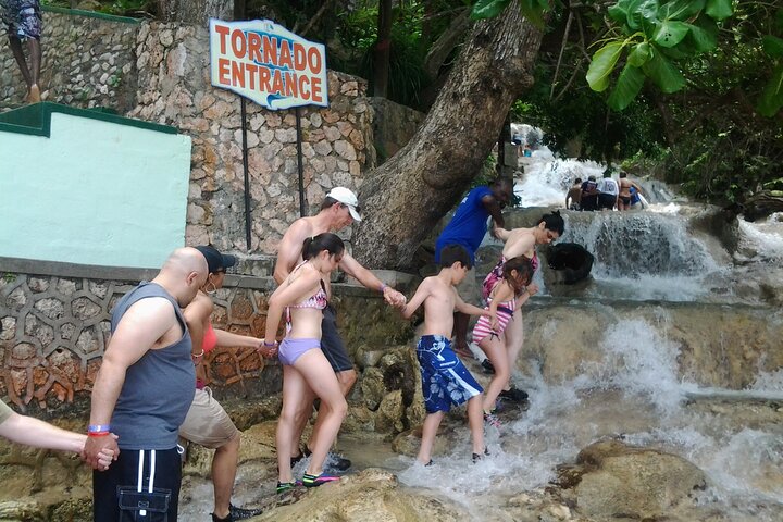 Ziplining Dunn's River falls Adventure from Ocho Rios - Image 4