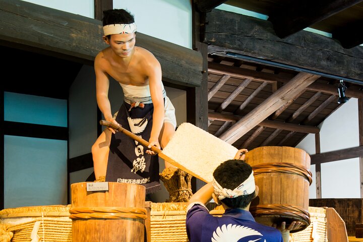 Exploring Nada Sake Breweries Kobe Private Tour with Government-Licensed Guide - Image 4