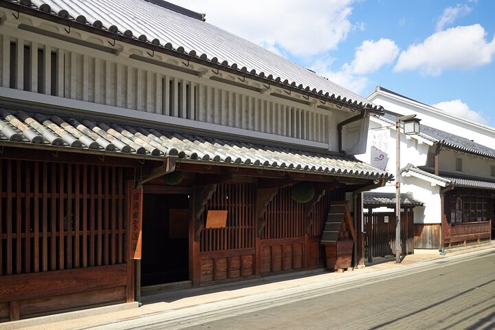 Exploring Nada Sake Breweries Kobe Private Tour with Government-Licensed Guide - Image 5
